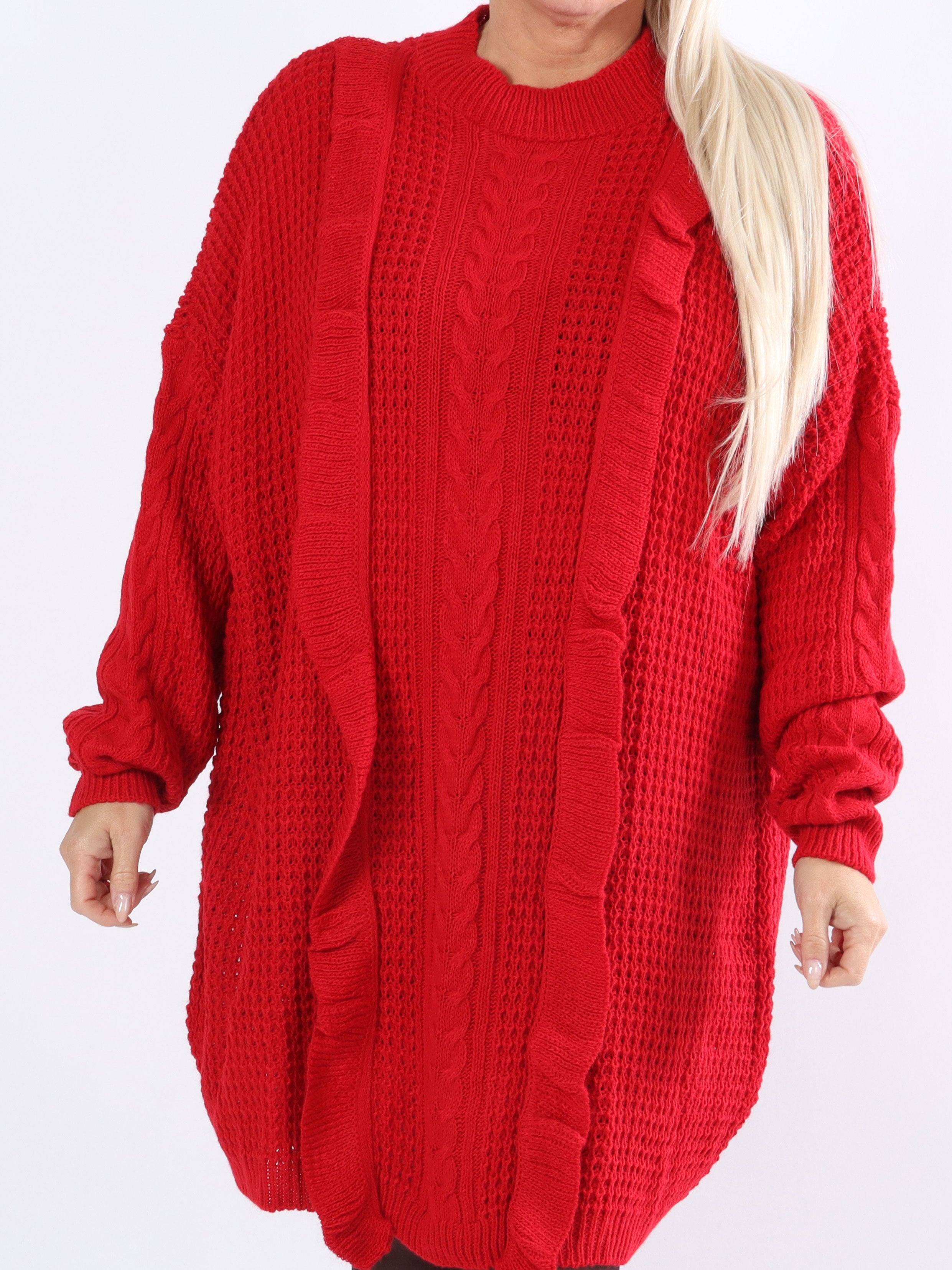 Lalisa - Strikkjole i plus size med kabelstrik og flæser